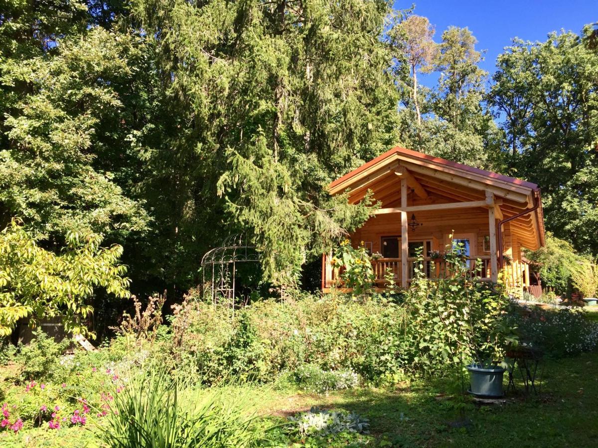 Blockhaus Chalet Mit Beheizbarem Badefass Und Infrarotsauna Auf Der Terrasse Oberschutzen Ngoại thất bức ảnh