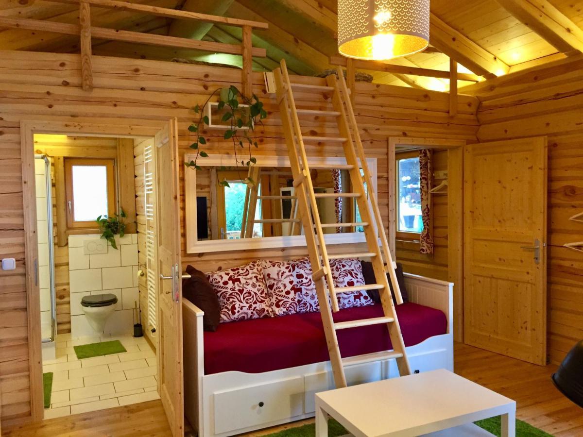 Blockhaus Chalet Mit Beheizbarem Badefass Und Infrarotsauna Auf Der Terrasse Oberschutzen Ngoại thất bức ảnh